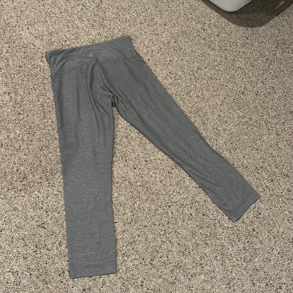 LULULEMON SUPER SOFT GREY LEGGINGS
